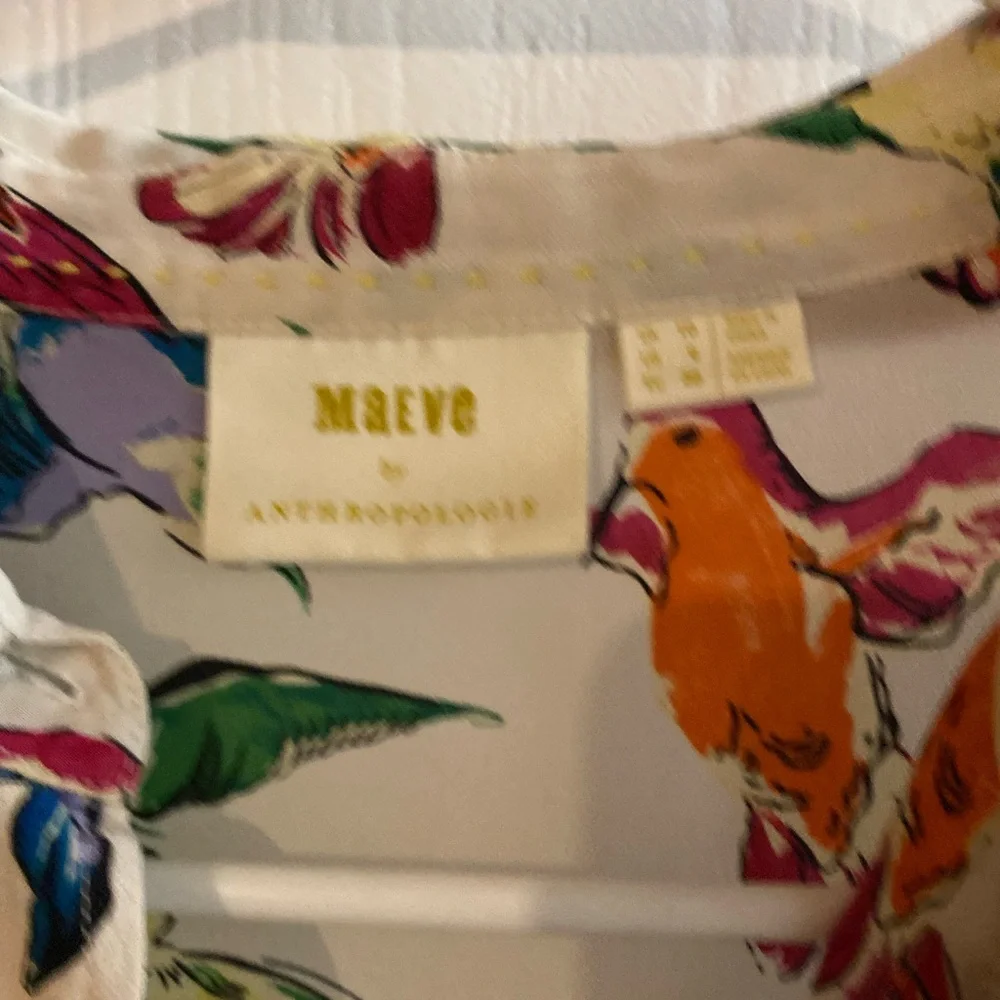 Maeve by Anthropologie Blouse with Colorful Bird Print - Picture 5 of 5